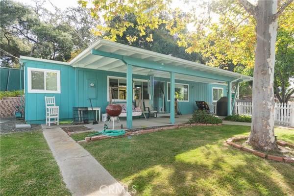 8775 Azucena Avenue, Atascadero, CA 93422