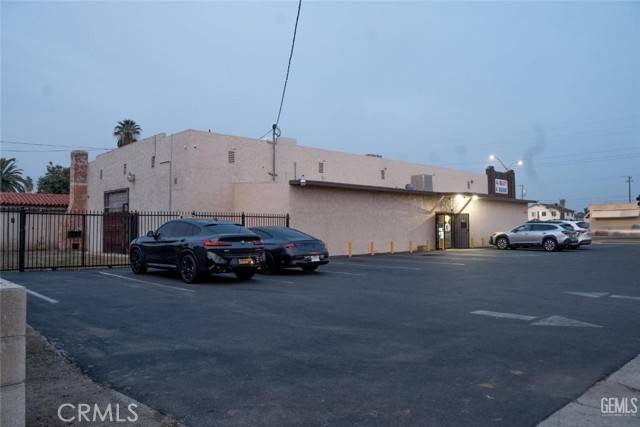 807 Union Avenue, Bakersfield, CA 93307