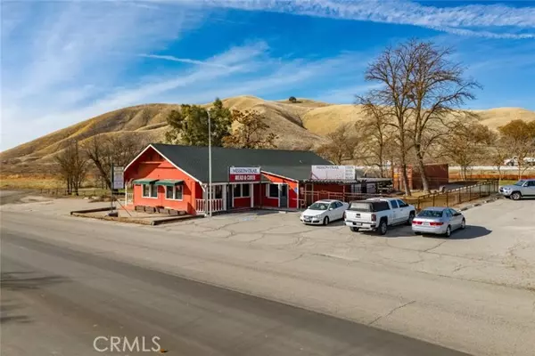 19215 E Highway 46, Shandon, CA 93461