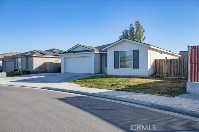 Bakersfield, CA 93307,7118 Matson Hill Street