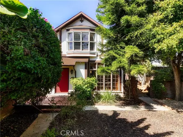 Oakland, CA 94601,2749 E 17th Street