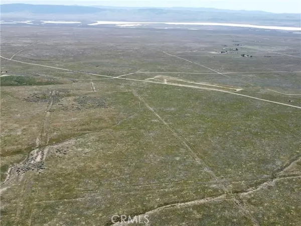 California Valley, CA 93453,0 Arlight Tr