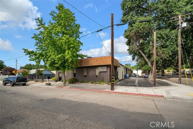 Paso Robles, CA 93446,1745 Riverside Avenue