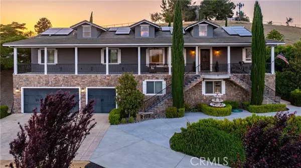 98 Nutwood Circle, Paso Robles, CA 93446