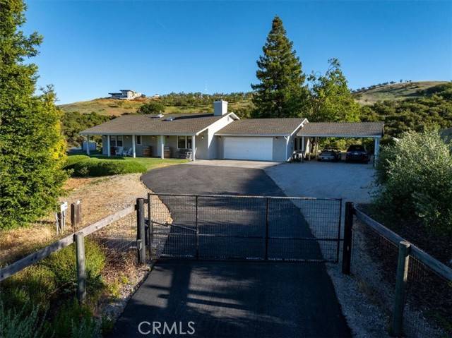 Paso Robles, CA 93446,885 W 4th Street