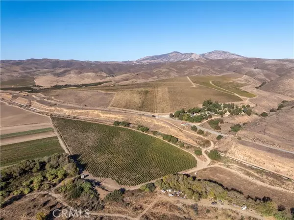 Soledad, CA 93960,36527 Metz