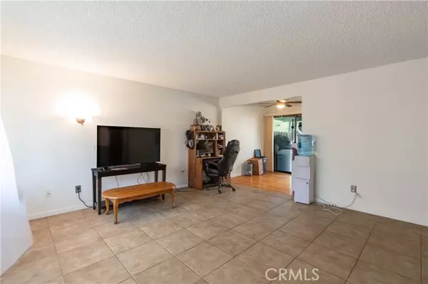 Paso Robles, CA 93446,123 Olive Street