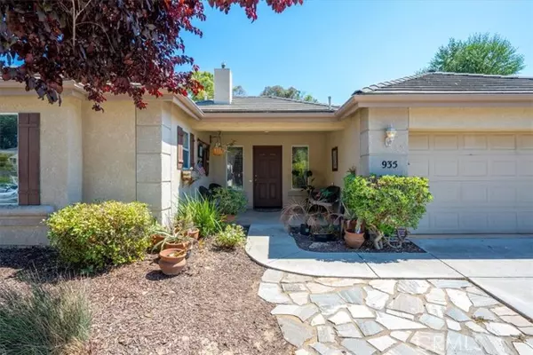 Paso Robles, CA 93446,935 Running Stag Way