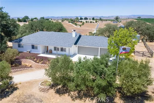 5335 Play Doe Lane, Paso Robles, CA 93446