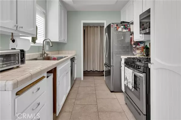 Paso Robles, CA 93446,139 Flag Way #C