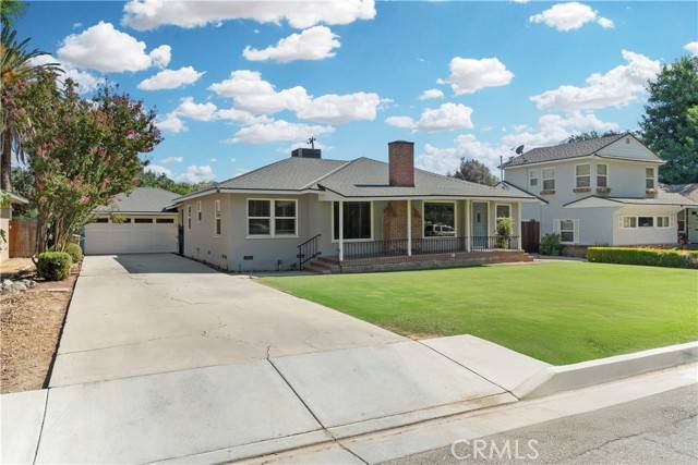 33 Miner Street, Bakersfield, CA 93305