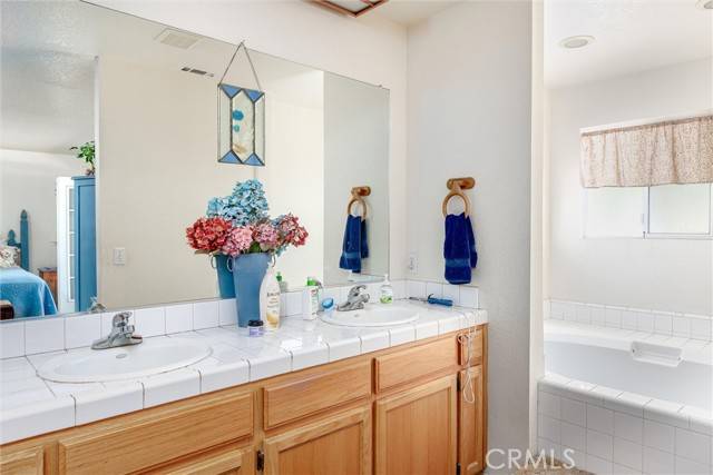 Paso Robles, CA 93446,8210 Creston Road