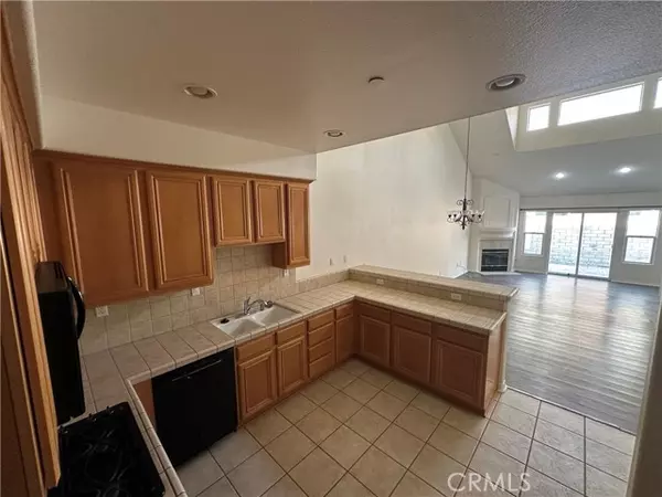 Santa Maria, CA 93455,2346 Eastbury Way