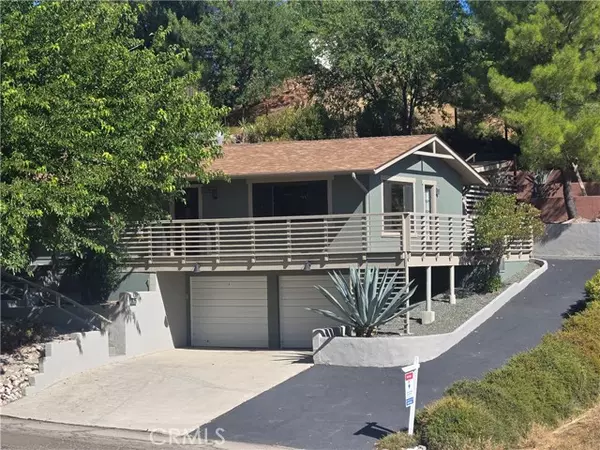 325 Fairview Lane, Paso Robles, CA 93446