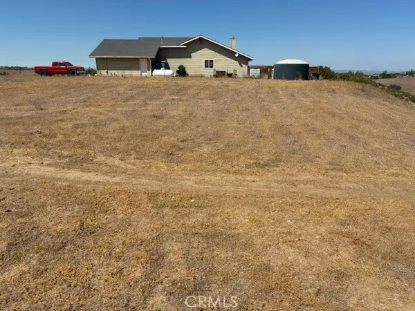 Paso Robles, CA 93446,0 Black Tail Place