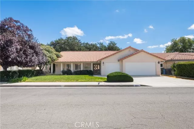 Paso Robles, CA 93446,909 Palm Desert Court