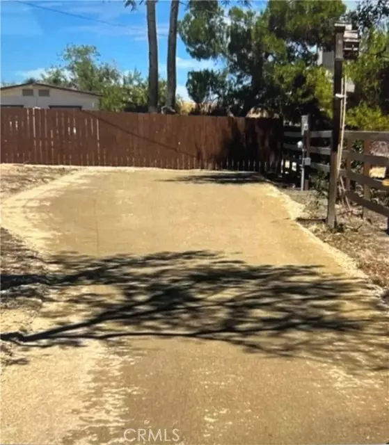 Paso Robles, CA 93446,4910 Estrella