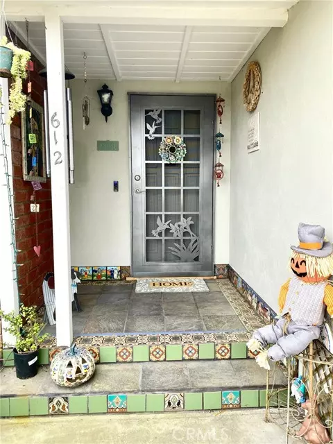 Lompoc, CA 93436,612 University