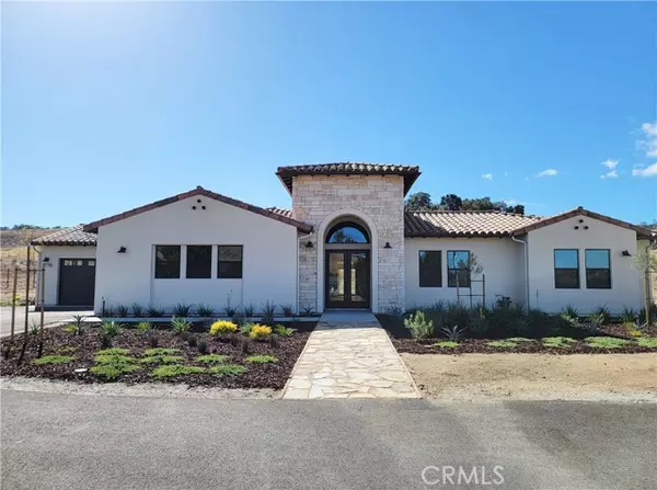 8716 San Rafael Road, Atascadero, CA 93422