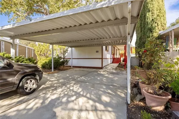 Paso Robles, CA 93446,32 Via Santa Barbara #32