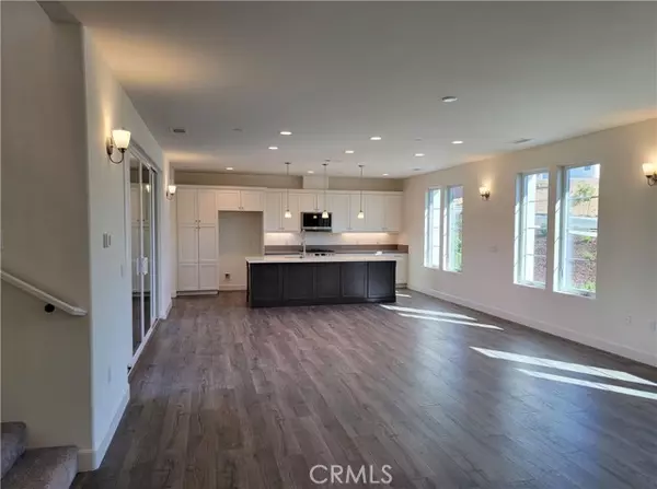 Paso Robles, CA 93446,707 Manor Lane