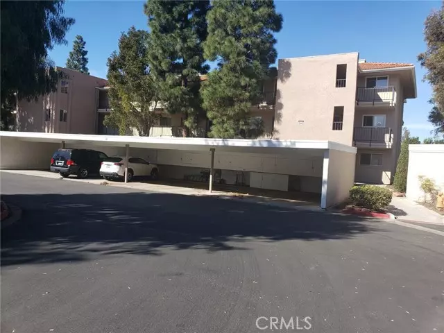 Laguna Woods, CA 92637,3367 Punta Alta #2E