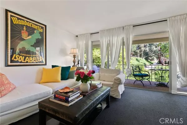 84 Calle Aragon #U, Laguna Woods, CA 92637