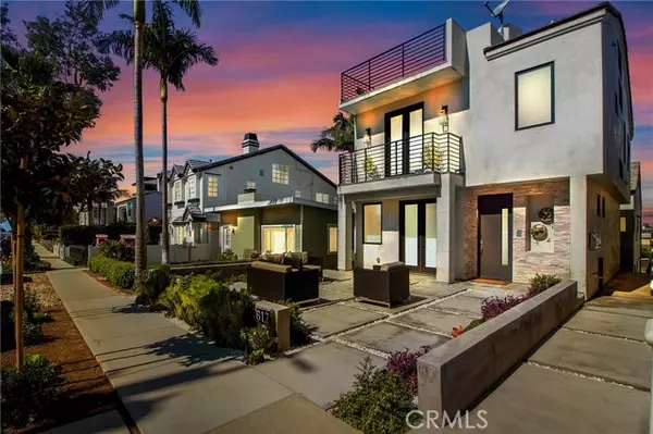 617 Poppy Avenue, Corona Del Mar (newport Beach), CA 92625