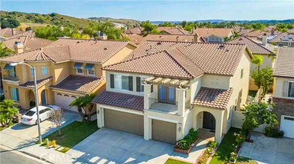 27 Arbor Walk Lane, Rancho Santa Margarita, CA 92688