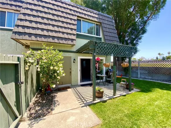 1653 Iowa Street #D, Costa Mesa, CA 92626