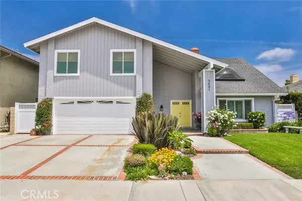 9881 Hot Springs Drive, Huntington Beach, CA 92646