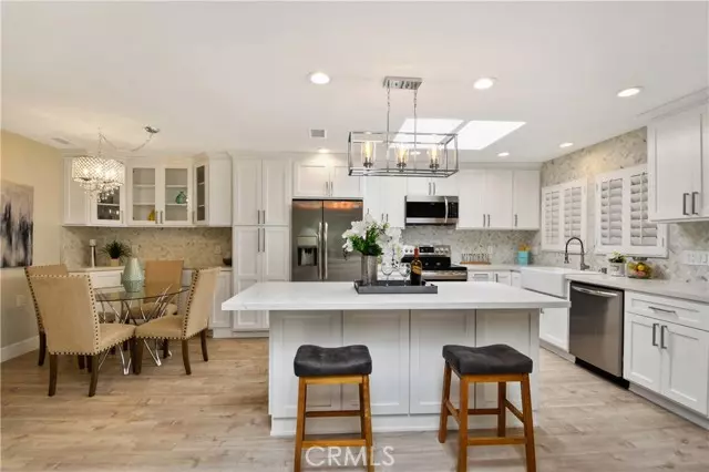 Laguna Woods, CA 92637,2104 Ronda Granada #Q