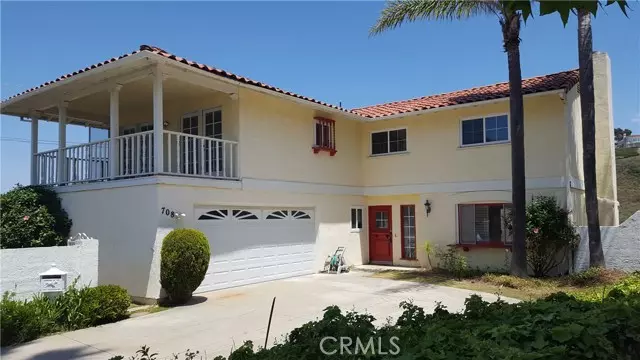 San Clemente, CA 92672,708 Avenida Columbo