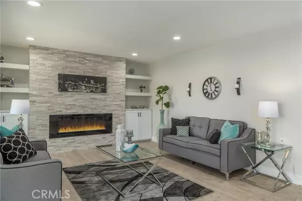 2269 Via Puerta #B, Laguna Woods, CA 92637