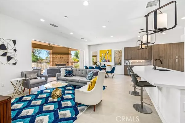 802 Retreat Circle, Palm Desert, CA 92260