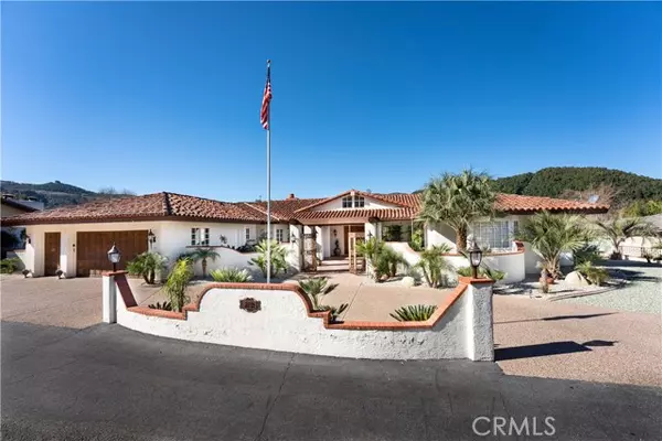 32416 Womsi Road, Pauma Valley, CA 92061