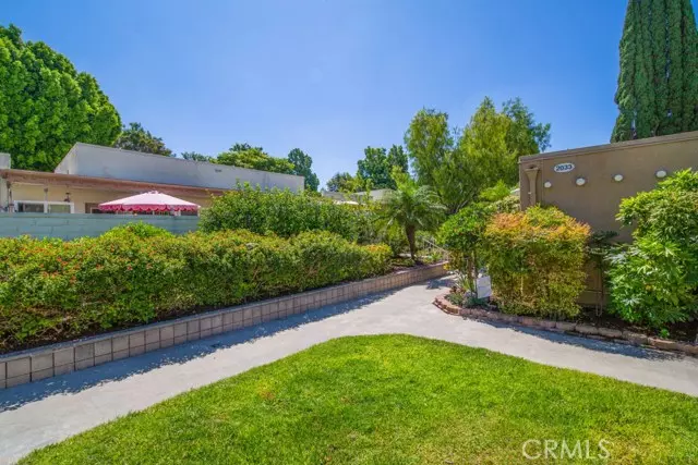 Laguna Woods, CA 92637,2031 VIA MARIPOSA #B