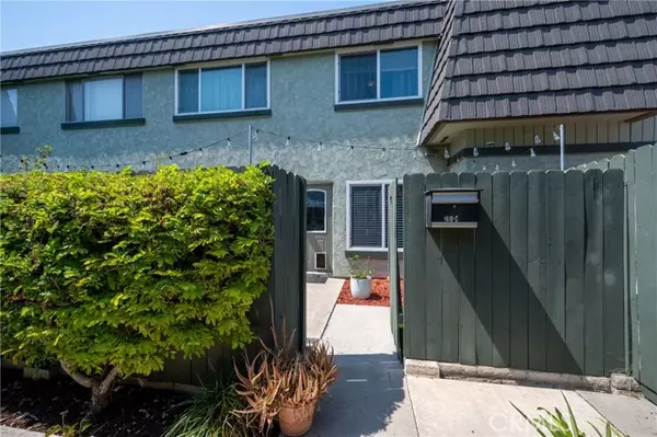 1618 Iowa Street #C, Costa Mesa, CA 92626