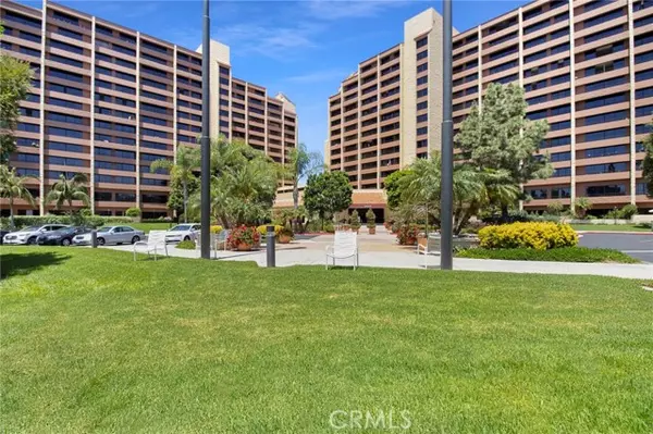 24055 Paseo Del Lago #310, Laguna Woods, CA 92637
