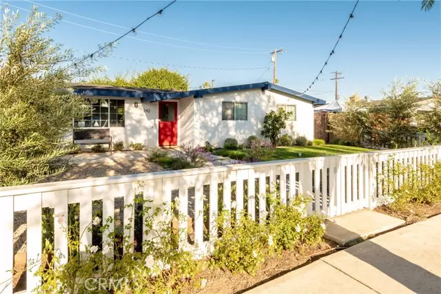 Costa Mesa, CA 92627,242 E Wilson Street