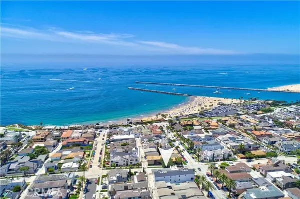 302 Marguerite Avenue, Corona Del Mar (newport Beach), CA 92625