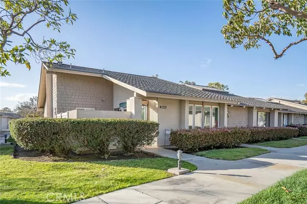 8885 Plumas Circle #1119A, Huntington Beach, CA 92646