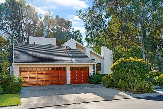 Lake Forest (el Toro), CA 92630,25051 Castlewood