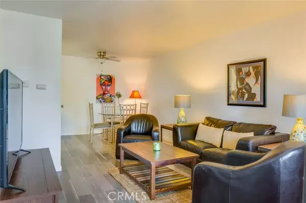 2821 W Los Felices Cir #K206, Palm Springs, CA 92262