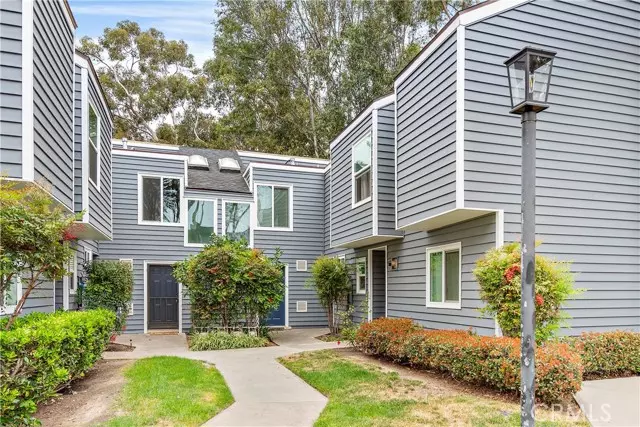 Lake Forest (el Toro), CA 92630,22255 Vista Verde Drive