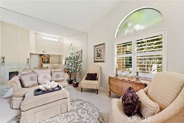 Lake Forest (el Toro), CA 92630,21172 Jasmines Way