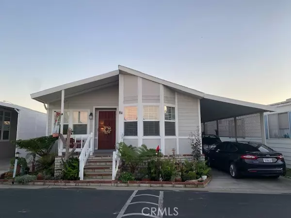 10681 Oak Street #54, Los Alamitos, CA 90720