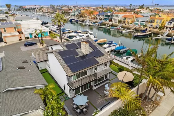 2 Half Moon Bend, Coronado, CA 92118