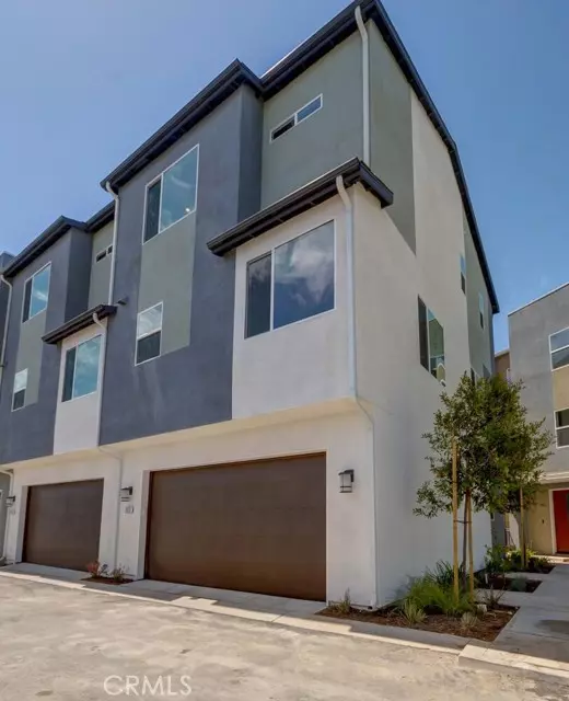 Santa Ana, CA 92701,255 N Standard