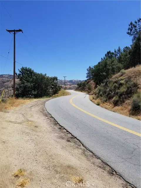 Golden Hills, CA 93561,22215009 Woodford-Tehachapi